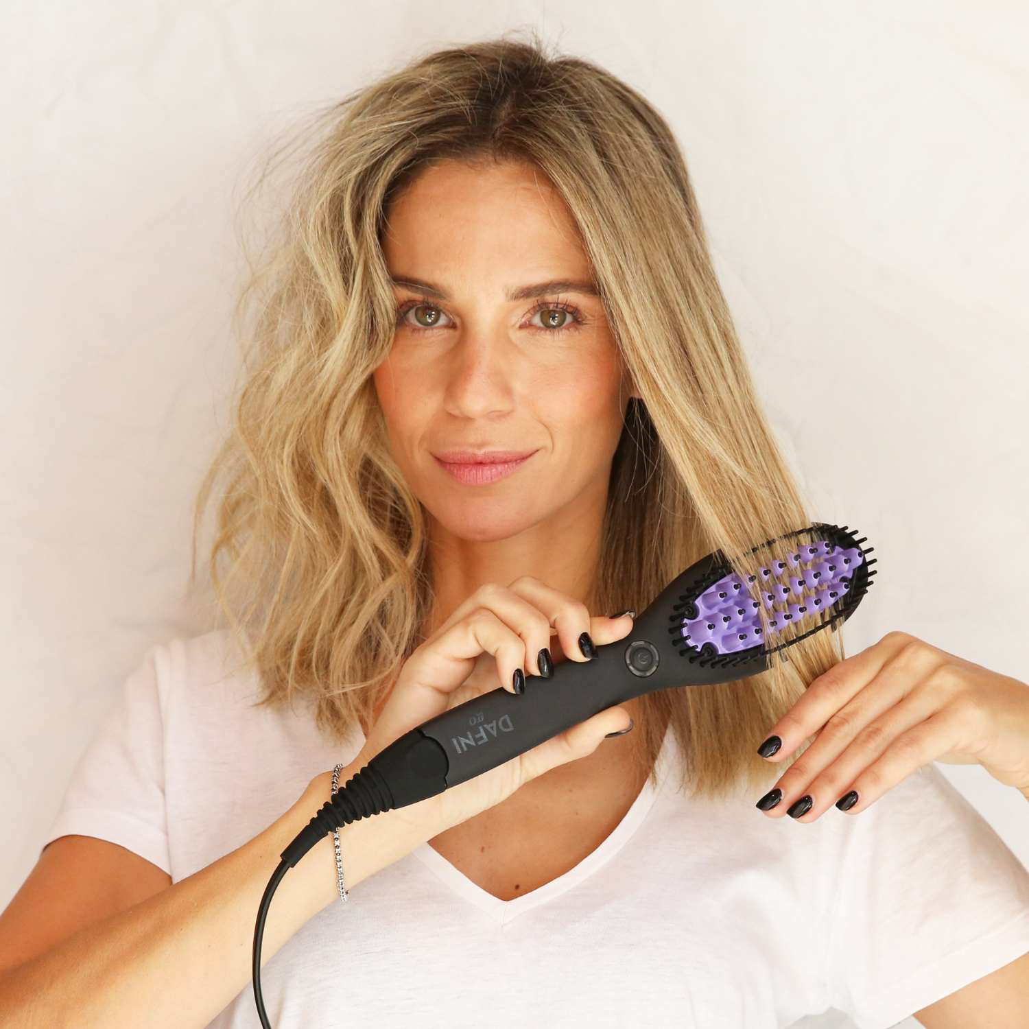 Dafni Go Hair Straightening Ceramic Brush - Tressmart – Glow By